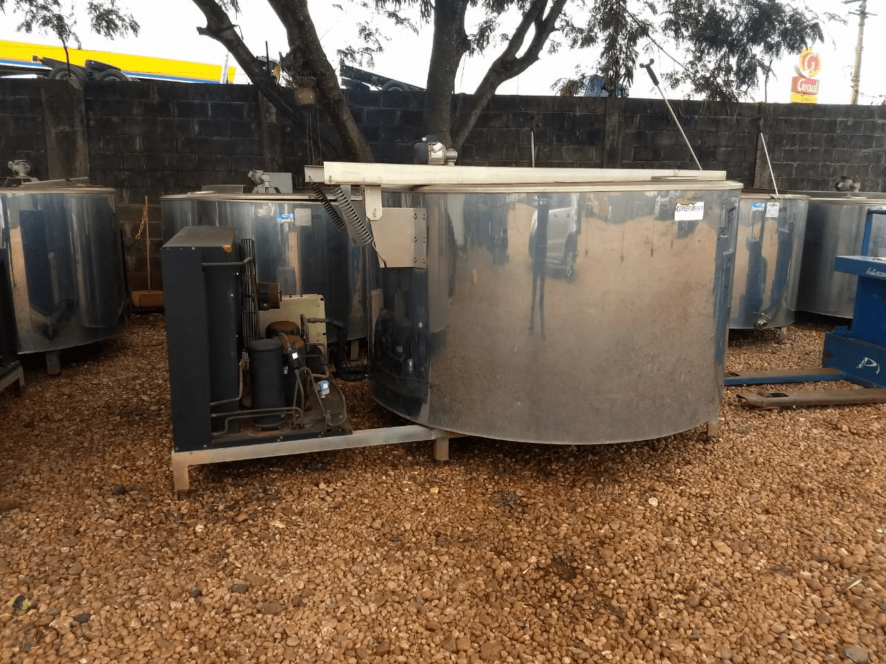 TANQUE RESFRIADOR DE LEITE EM INOX CAP 1.500L